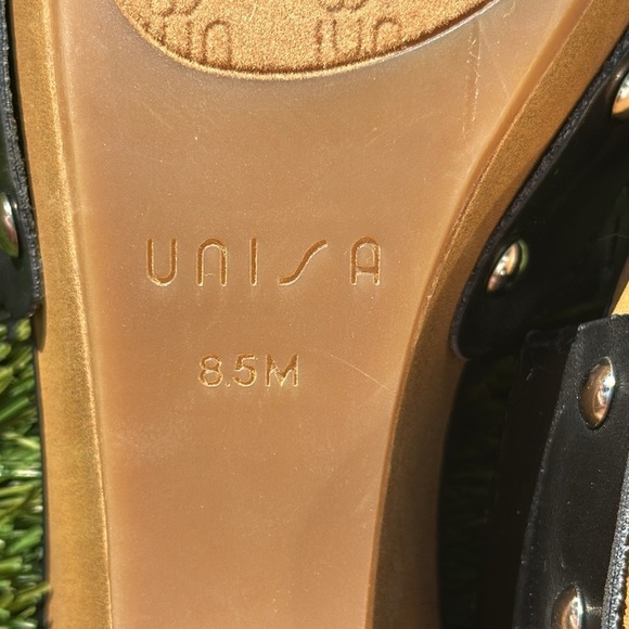 UNISA Black leather mule with flower appliqué with synthetic heal size 8.5 - Picture 10 of 12